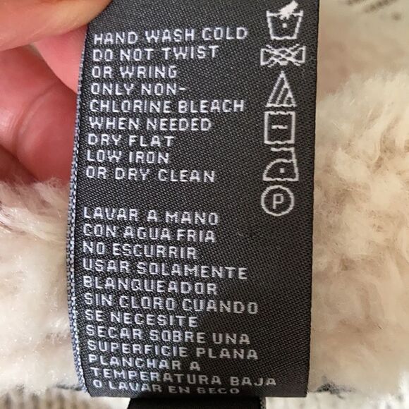 Chelsea&Theodore Faux Shearling Sweater Vest Sz S - Picture 7 of 11